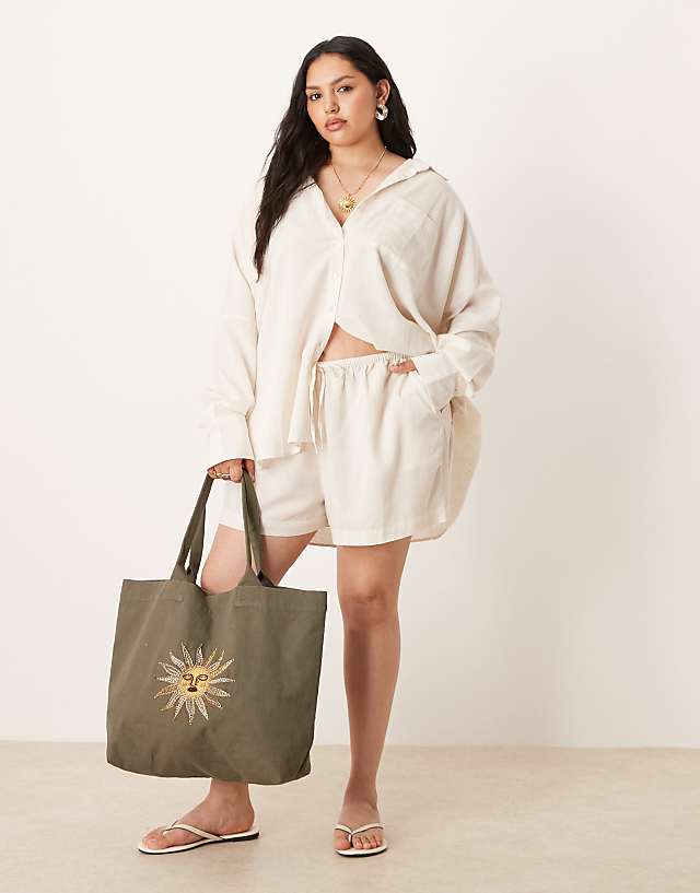 asos ASOS DESIGN Curve Belle beach short with linen in natural