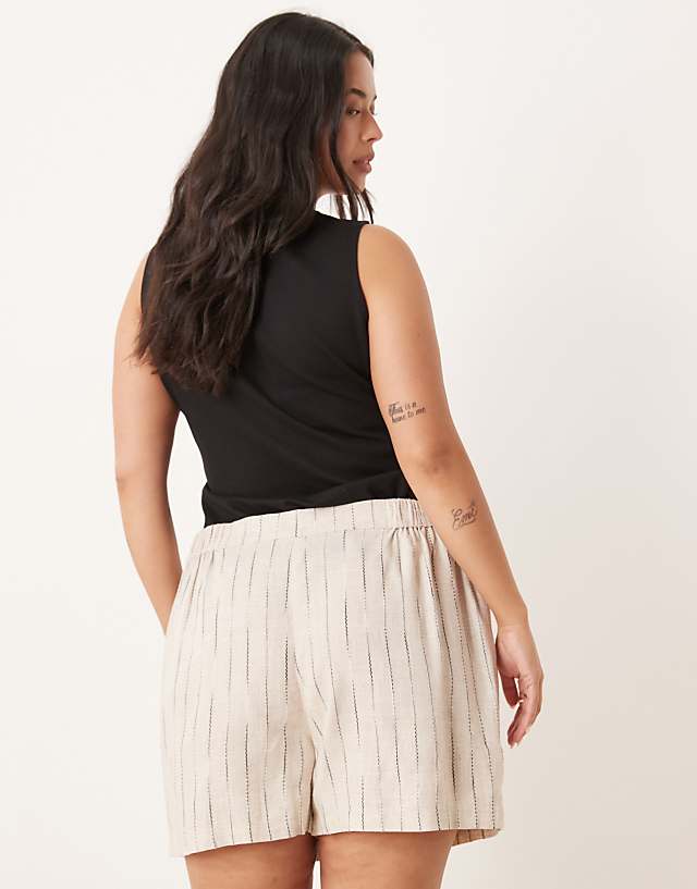 Asos ASOS DESIGN Curve Linen Relaxed Dad Shorts In Natural Squiggle Stripe