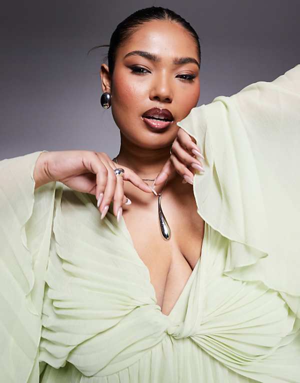 Asos ASOS DESIGN Curve Pleated Chiffon Twist Front Maxi Dress In Apple Green