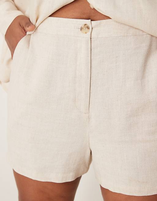 Asos ASOS DESIGN Curve Relaxed Dad Shorts With Linen In Stone