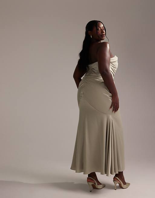 Asos ASOS DESIGN Curve Satin Bandeau Bridesmaid Maxi Dress In Light Green