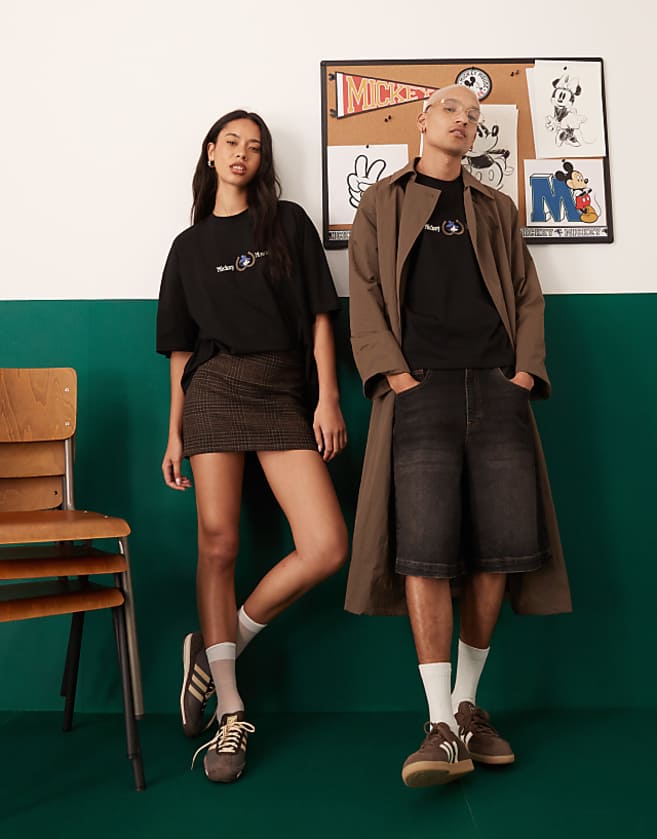 Asos ASOS DESIGN Disney Unisex Oversized Disney T-shirt With Mickey Mouse Prints In Black