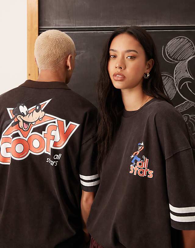 Asos ASOS DESIGN Disney Unisex Oversized T-shirt With Goofy Prints In Washed Black