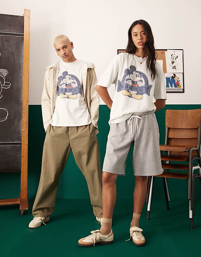 Asos ASOS DESIGN Disney Unisex Oversized T-shirt With Mickey Mouse Print In White