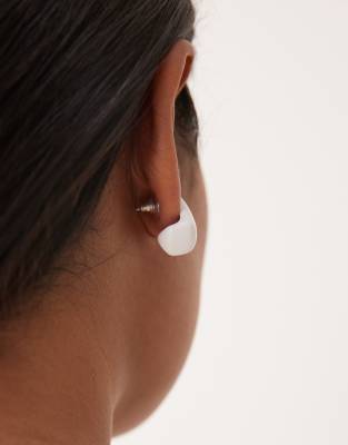 Asos ASOS DESIGN Earrings With Molten Stud Design In White