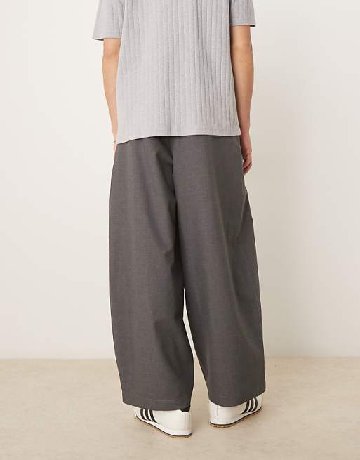 Asos ASOS DESIGN Extreme Tapered Trouser With Darts In Charcoal