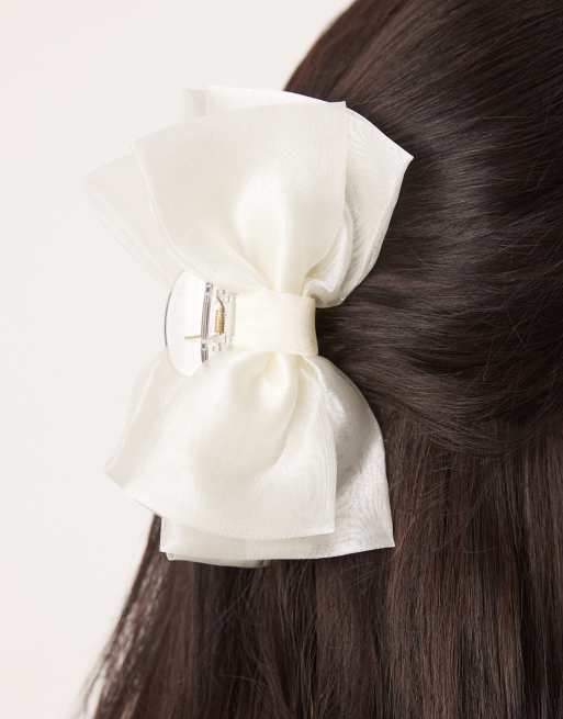 Asos ASOS DESIGN Hair Claw With Organza Fabric Bow Detail In White
