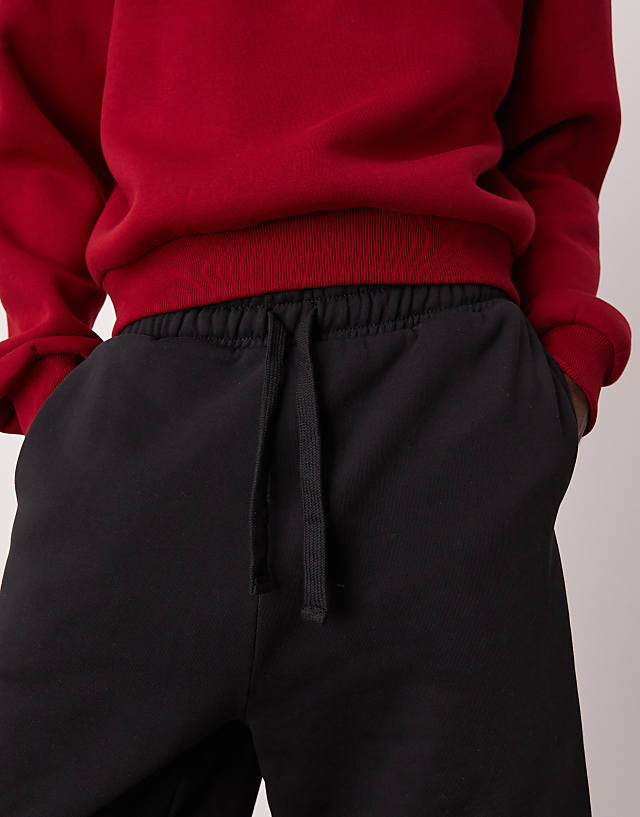 Asos ASOS DESIGN Heavyweight Oversized Shorts 400gsm In Black - BLACK