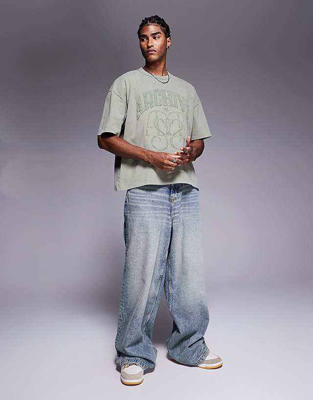Asos ASOS DESIGN Heayweight Boxy Oversized T-shirt With Text Graphic In Washed Khaki