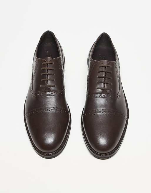 Asos ASOS DESIGN Lace Up Oxford Shoes In Brown Leather With Brogue Detailing