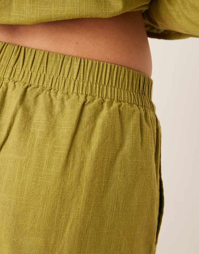Asos ASOS DESIGN Linen Look Pull On Short Co-ord In Olive