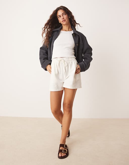 Asos ASOS DESIGN Linen Look Pull On Shorts In Off White