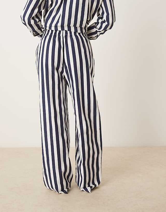 Asos ASOS DESIGN Linen Look Pull On Trouser Co-ord In Navy Stripe