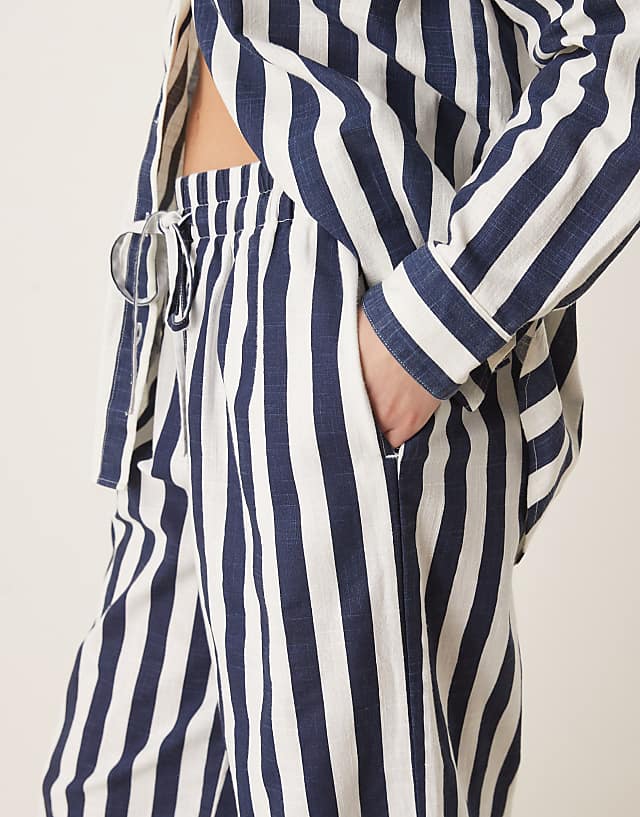 Asos ASOS DESIGN Linen Look Pull On Trouser Co-ord In Navy Stripe