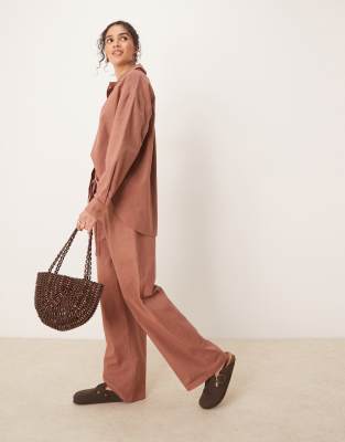 Asos ASOS DESIGN Linen Look Shirt And Trousers Co-ord In Mocha