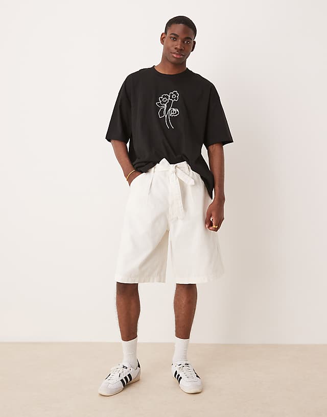Asos ASOS DESIGN Long Length Pleated Shorts With Self Tie In Ecru