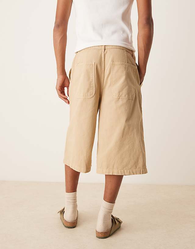 Asos ASOS DESIGN Longer Length Shorts In Beige With Double Pleats
