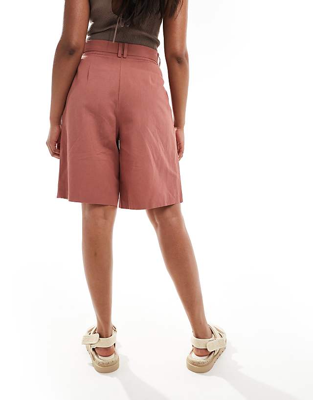 Asos ASOS DESIGN Longline High Waisted Tailored Short With Linen In Terracotta