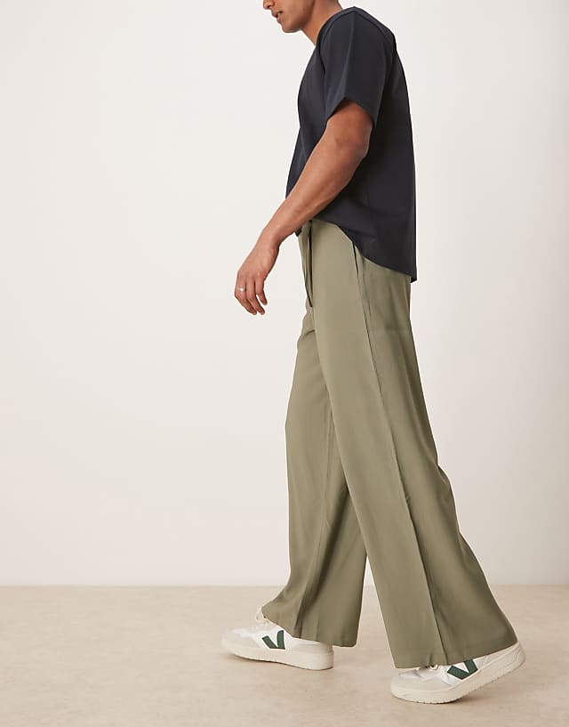 Asos ASOS DESIGN Loose Fit Smart Trousers With Belt In Olive