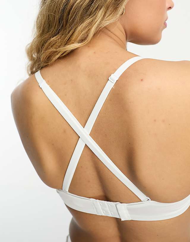 Asos ASOS DESIGN Microfibre Moulded Multiway Strapless Bra With Clear Centre In White