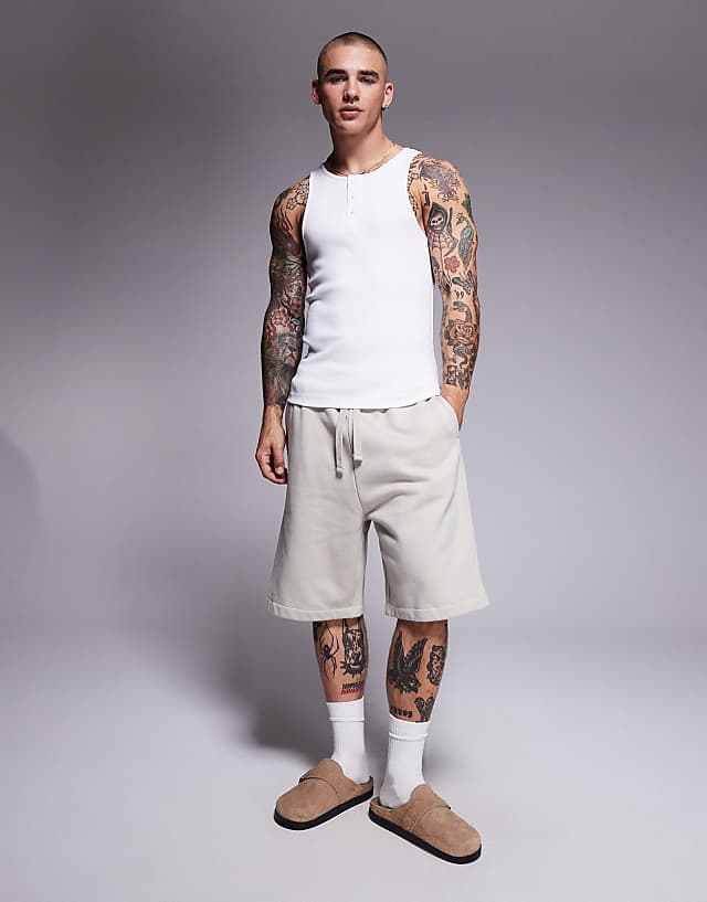 Asos ASOS DESIGN Muscle Fit Henley Rib Vest In White