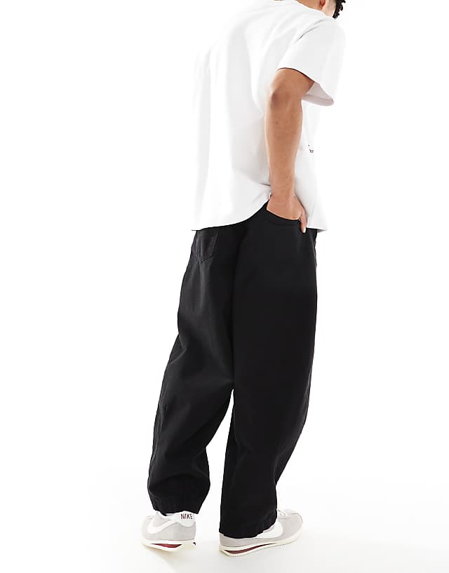 Asos ASOS DESIGN Oversized Baggy Jeans In Washed Black