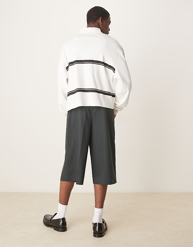Asos ASOS DESIGN Oversized Bermuda Short With Pintucks In Green