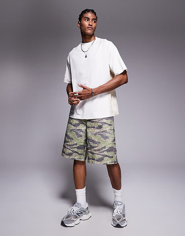 Asos ASOS DESIGN Oversized Contrast Panels T-shirt In Beige