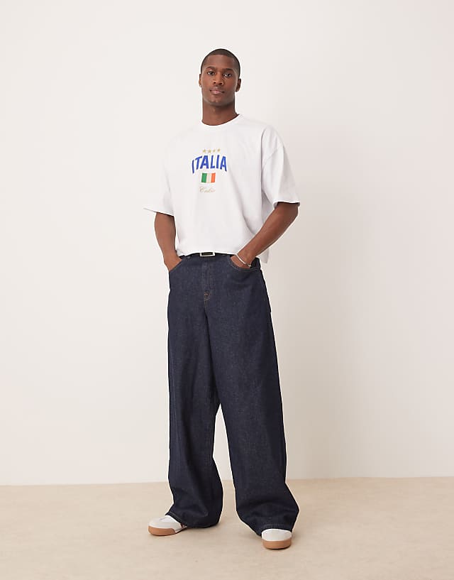Asos ASOS DESIGN Oversized Cropped T-shirt In White With Italy Graphic