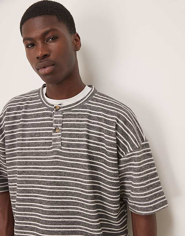 Asos ASOS DESIGN Oversized Dropped Shoulder Henley T-shirt In Striped Rib