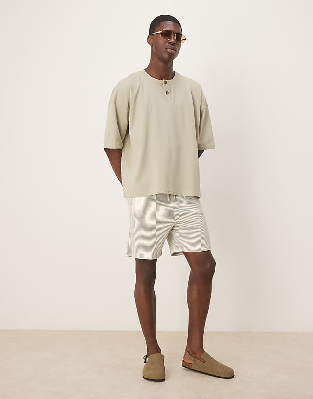 Asos ASOS DESIGN Oversized Dropped Shoulder Short Sleeve Henley In Ivy Green
