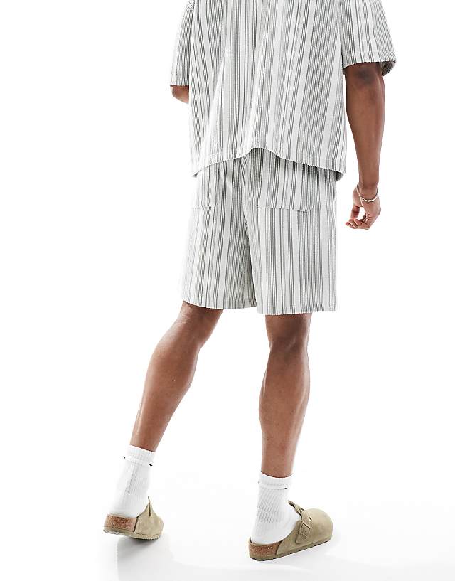 Asos ASOS DESIGN Oversized Stripe Textured Short In Stone