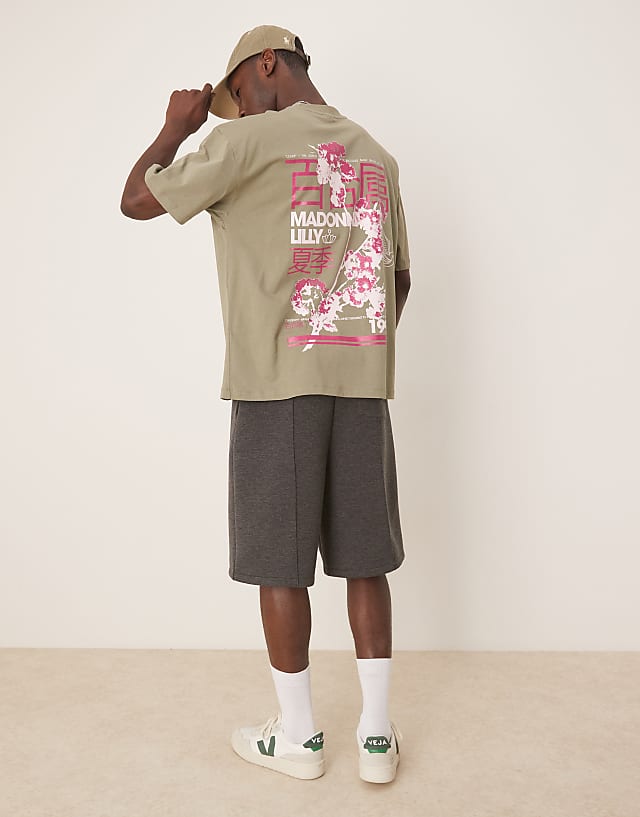 Asos ASOS DESIGN Oversized T-shirt With Floral Graphic In Light Khaki