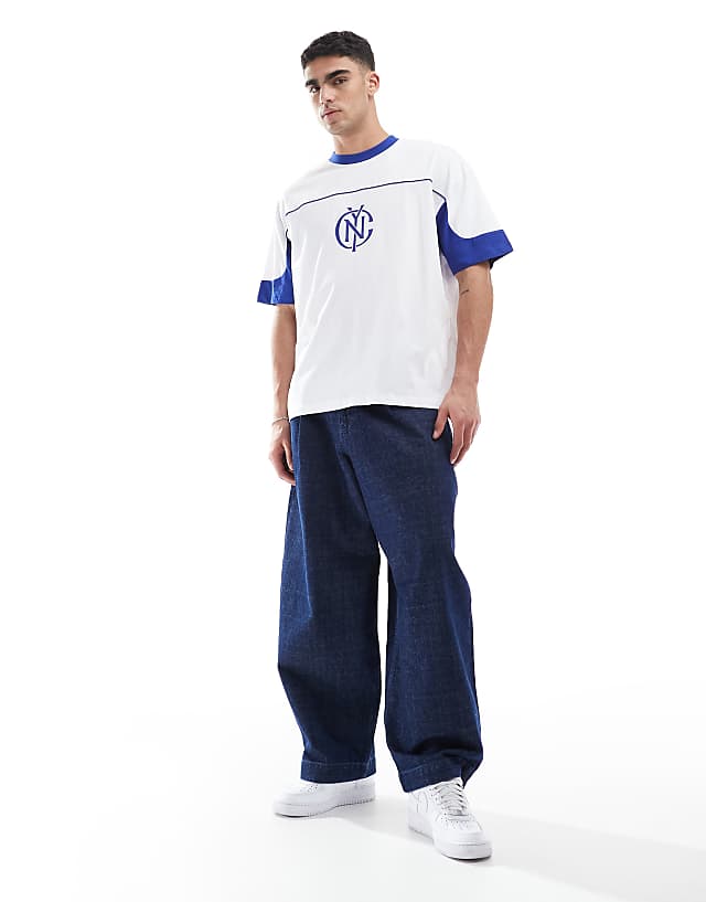 Asos ASOS DESIGN Oversized T-shirt With Panelling And Sports Graphic In White
