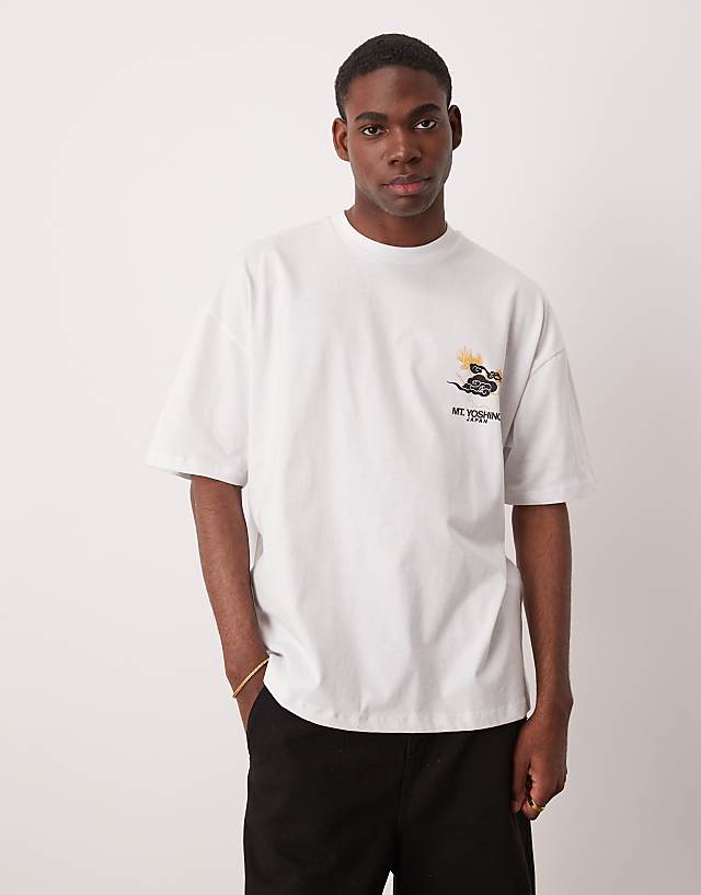 Asos ASOS DESIGN Oversized T-shirt With Souvenir Graphic In White