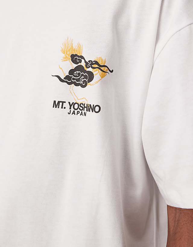 Asos ASOS DESIGN Oversized T-shirt With Souvenir Graphic In White