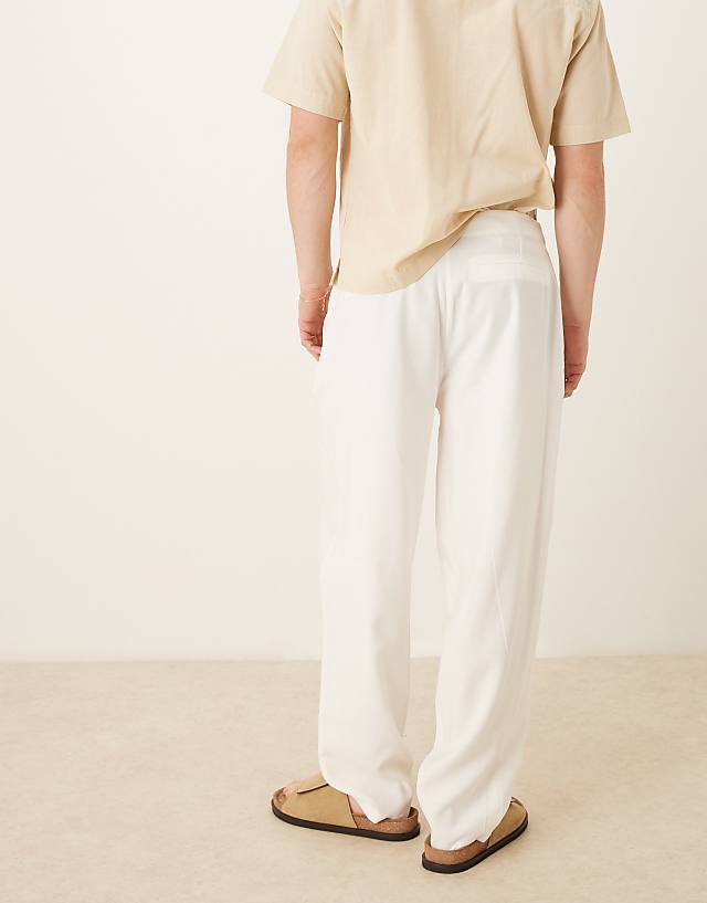 Asos ASOS DESIGN Oversized Tapered Trouser With Waistband Detail In White