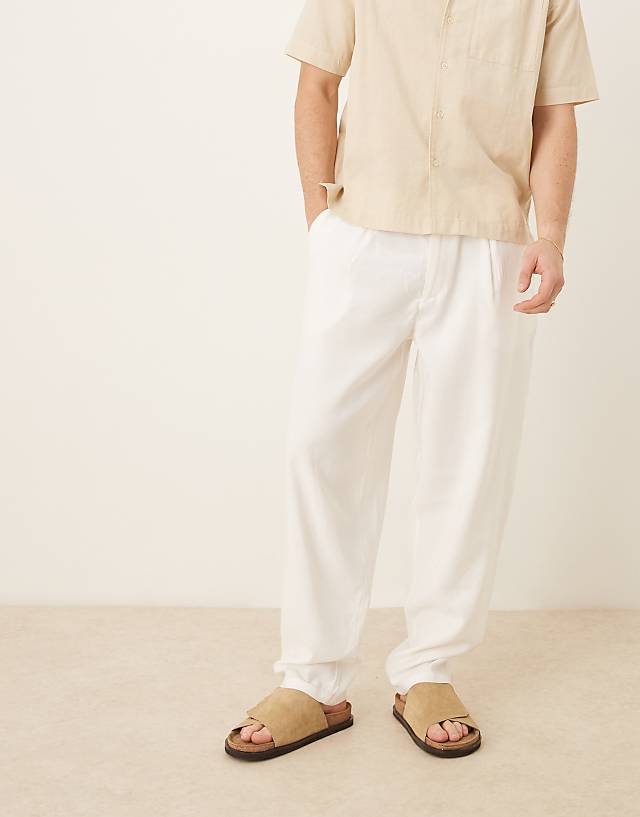 Asos ASOS DESIGN Oversized Tapered Trouser With Waistband Detail In White