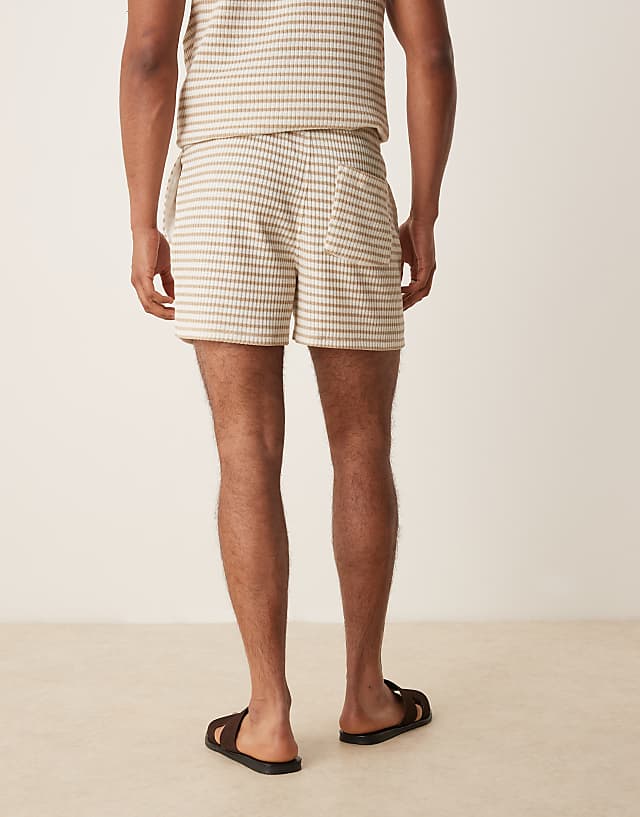 Asos ASOS DESIGN Oversized Textured Stripe Short In Beige