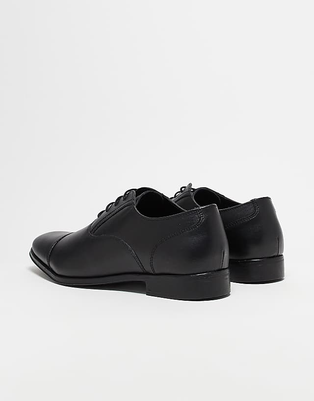 Asos ASOS DESIGN Oxford Shoes In Black Leather With Toe Cap