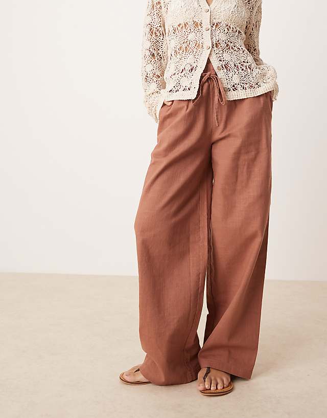 Asos ASOS DESIGN Petite Linen Look Pull On Trousers In Mocha