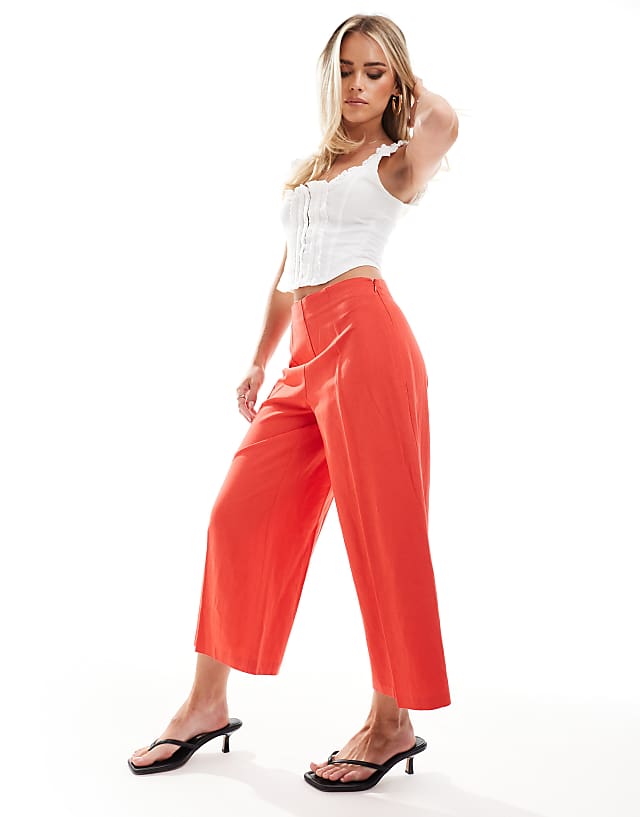 Asos ASOS DESIGN Petite Tailored Linen Culotte Trousers In Red