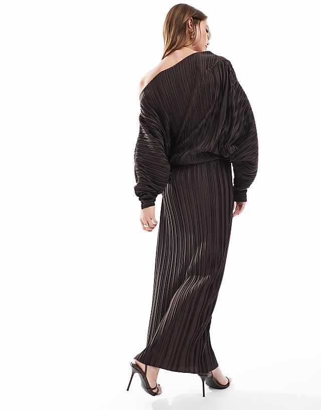 Asos ASOS DESIGN Plisse Fallen Shoulder Long Sleeve Midi Dress In Chocolate