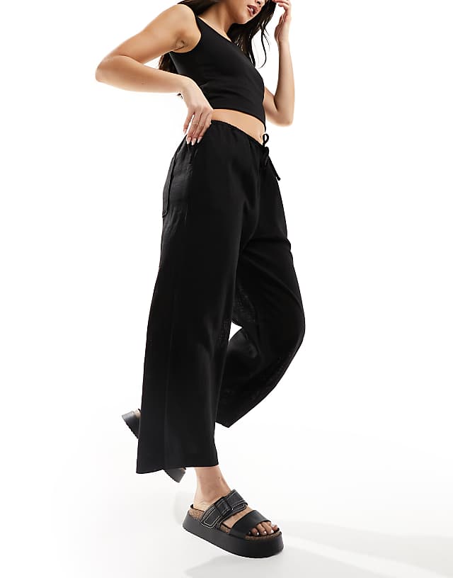 asos ASOS DESIGN pull on culotte with linen in black