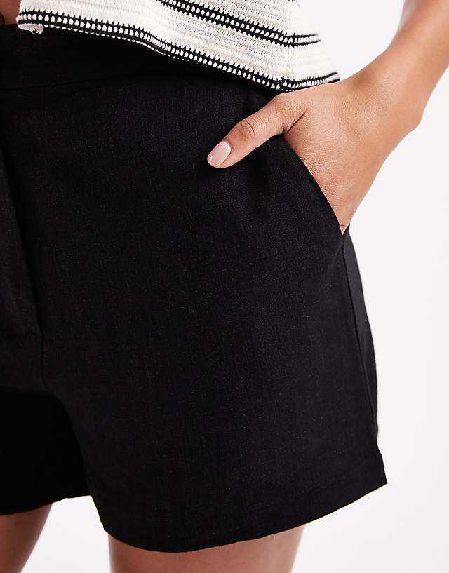 Asos ASOS DESIGN Relaxed Dad Shorts With Linen In Black