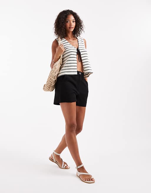 Asos ASOS DESIGN Relaxed Dad Shorts With Linen In Black