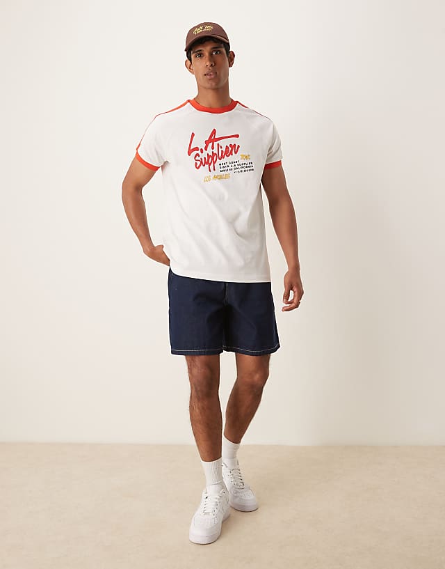 Asos ASOS DESIGN Relaxed Raglan T-shirt With Contrast Collar And City Graphic In White