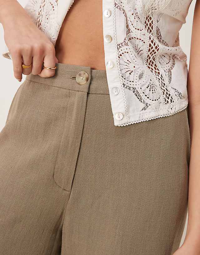 Asos ASOS DESIGN Relaxed Straight Leg Trousers With Linen In Khaki