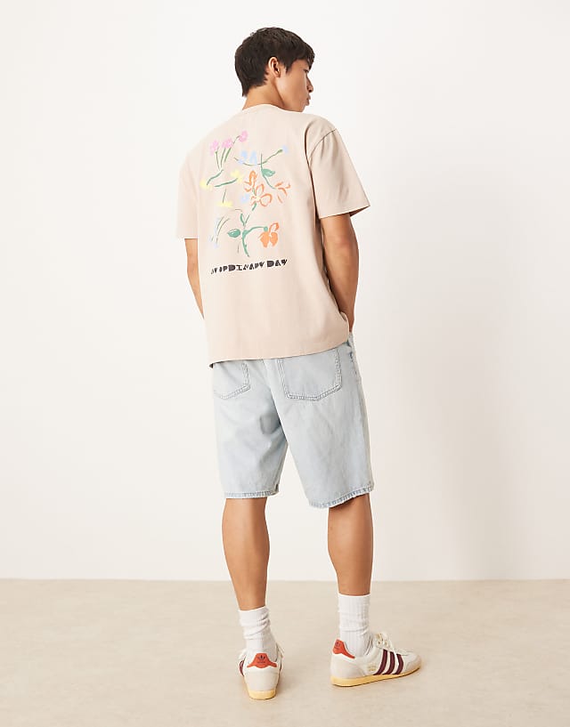 Asos ASOS DESIGN Relaxed T-shirt With Flower Graphic In Neutral