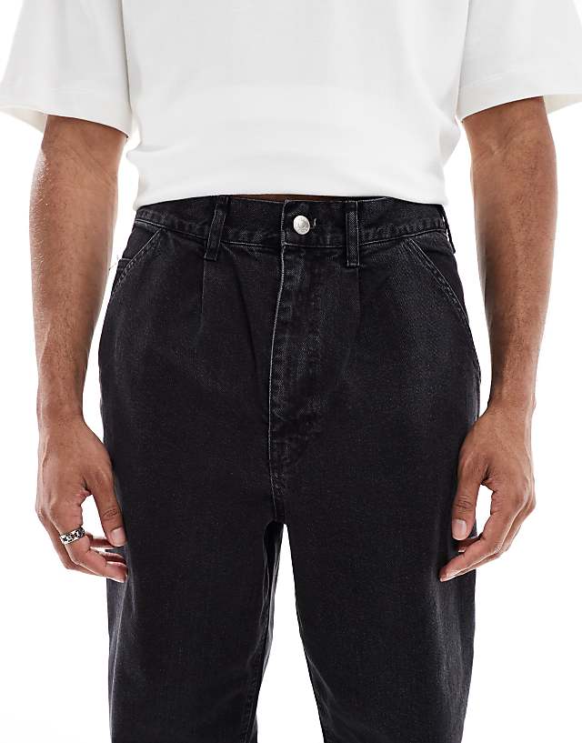 Asos ASOS DESIGN Relaxed Tapered Jeans In Washed Black